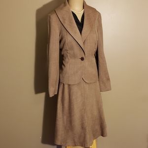 Ann Taylor Loft Tweed 2 Piece Suit (skirt/blazer)